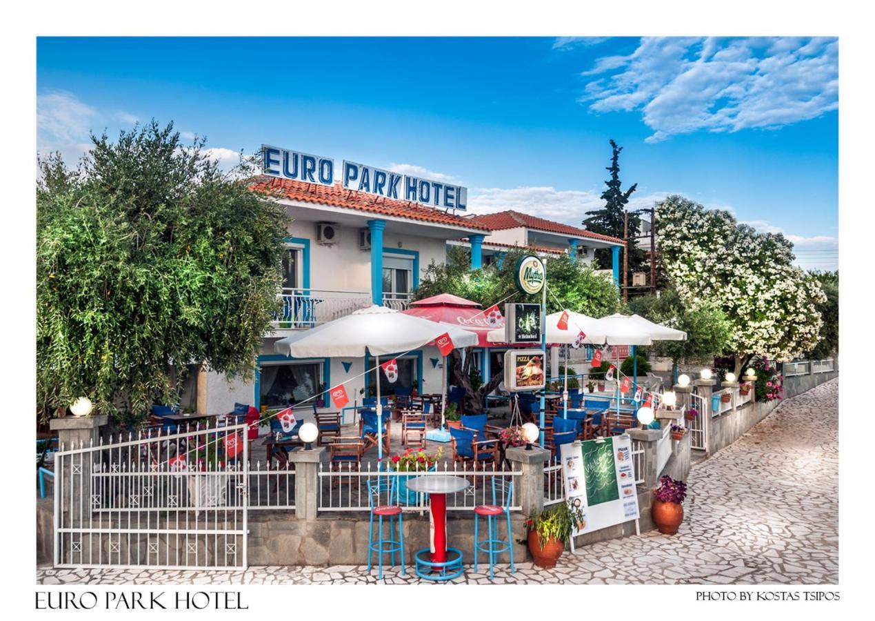 Euro Park Hotel Astris Exterior foto