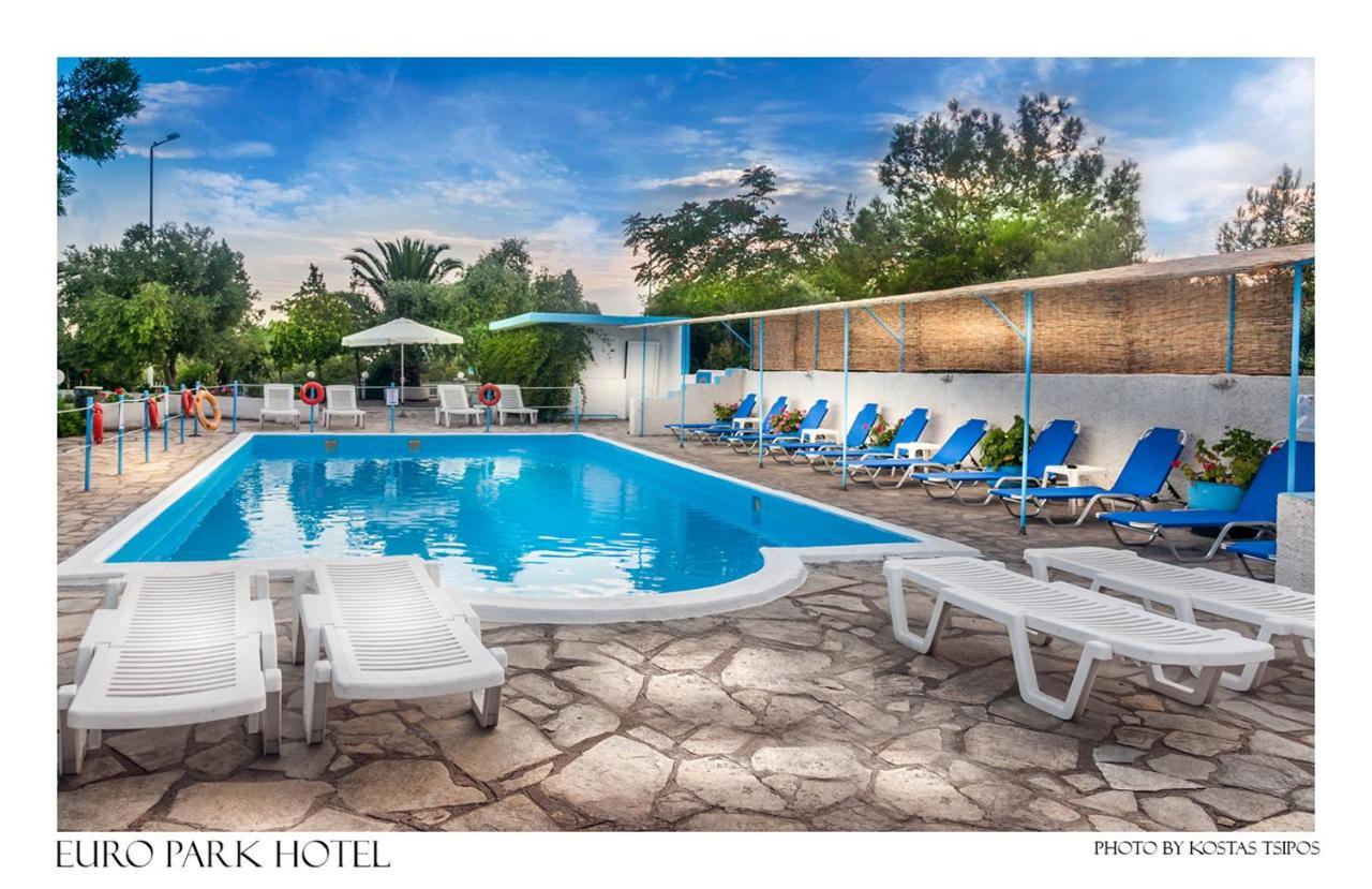Euro Park Hotel Astris Exterior foto